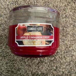 Apple Cinnamon Crisp Red Candle